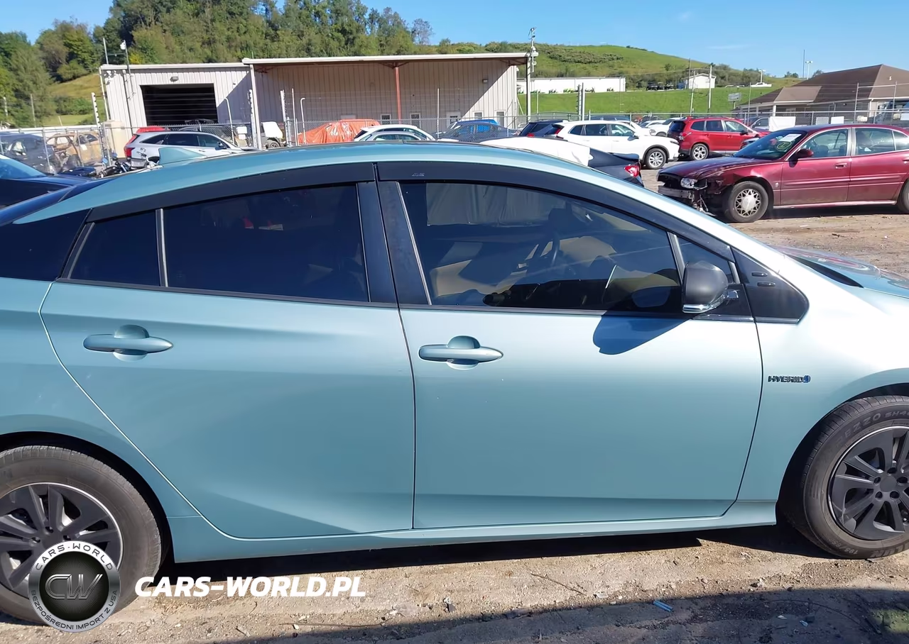 2016 Toyota Prius Three VIN:JTDKARFU4G3001603 - 13