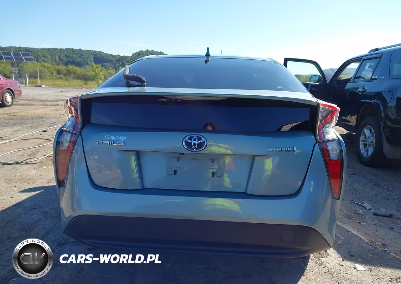2016 Toyota Prius Three VIN:JTDKARFU4G3001603 - 16