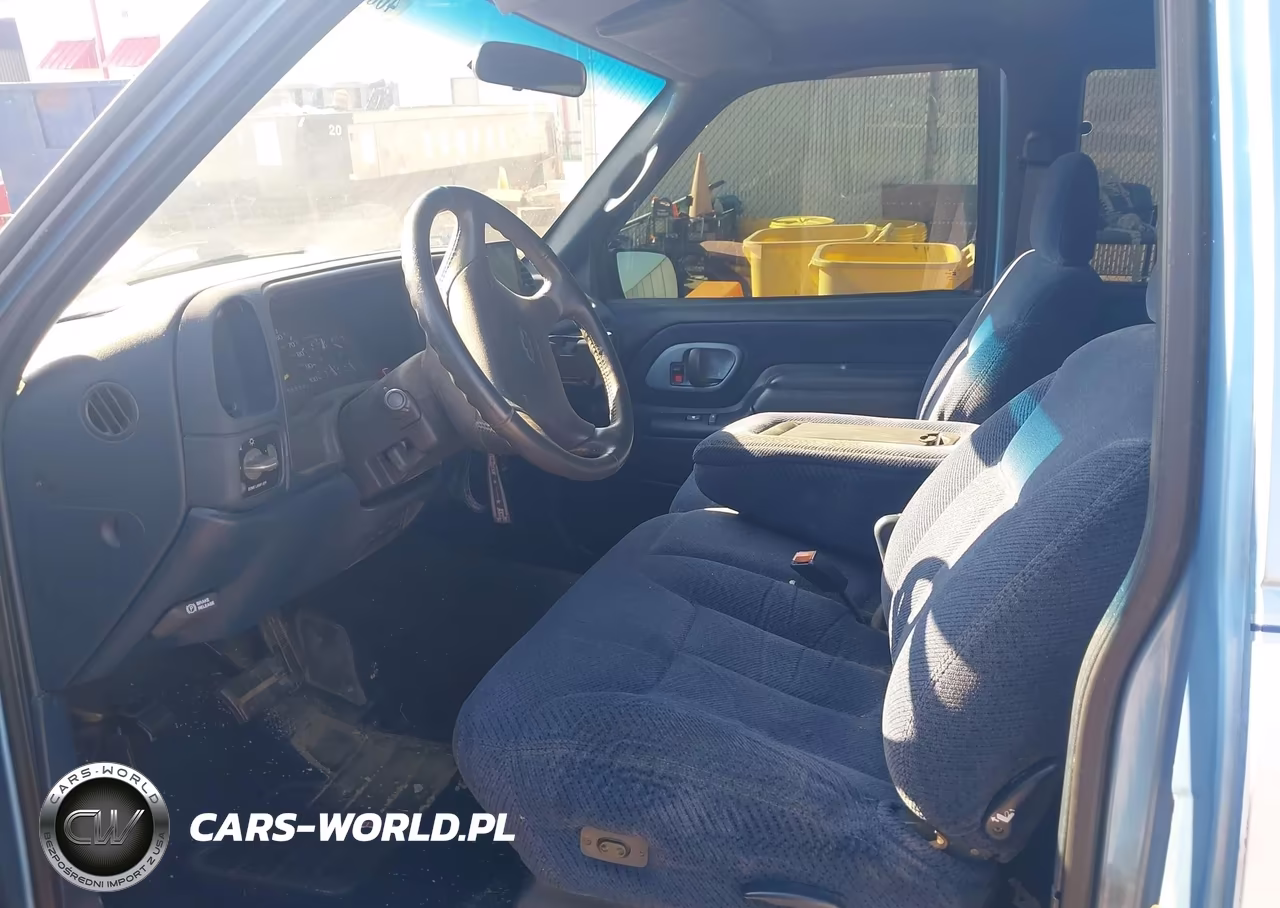 1996 Chevrolet Gmt-400 C1500 VIN:2GCEC19R7T1149082 - 5