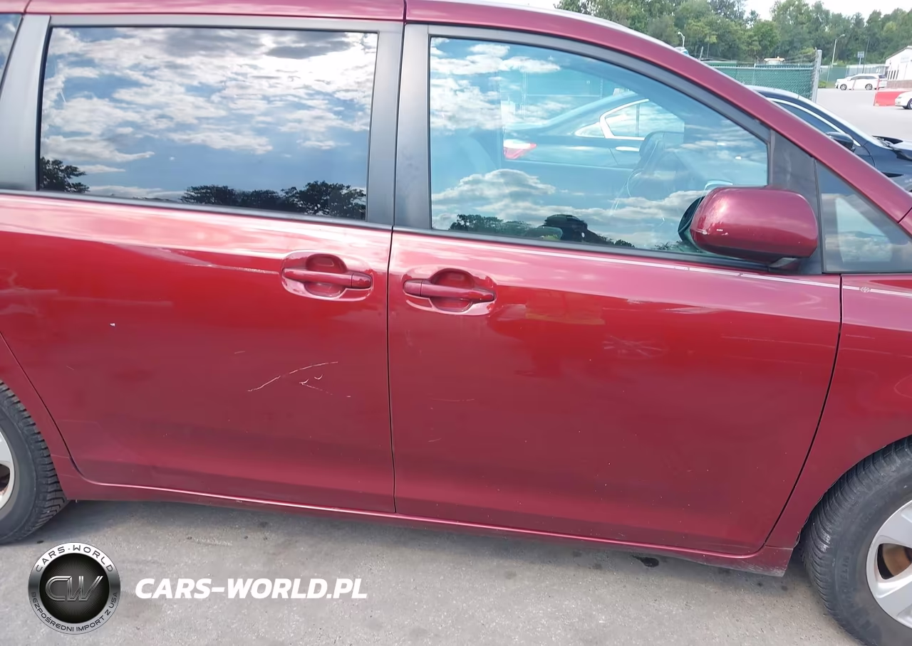 2017 Toyota Sienna Le 8 Passenger VIN:5TDKZ3DC0HS811942 - 19