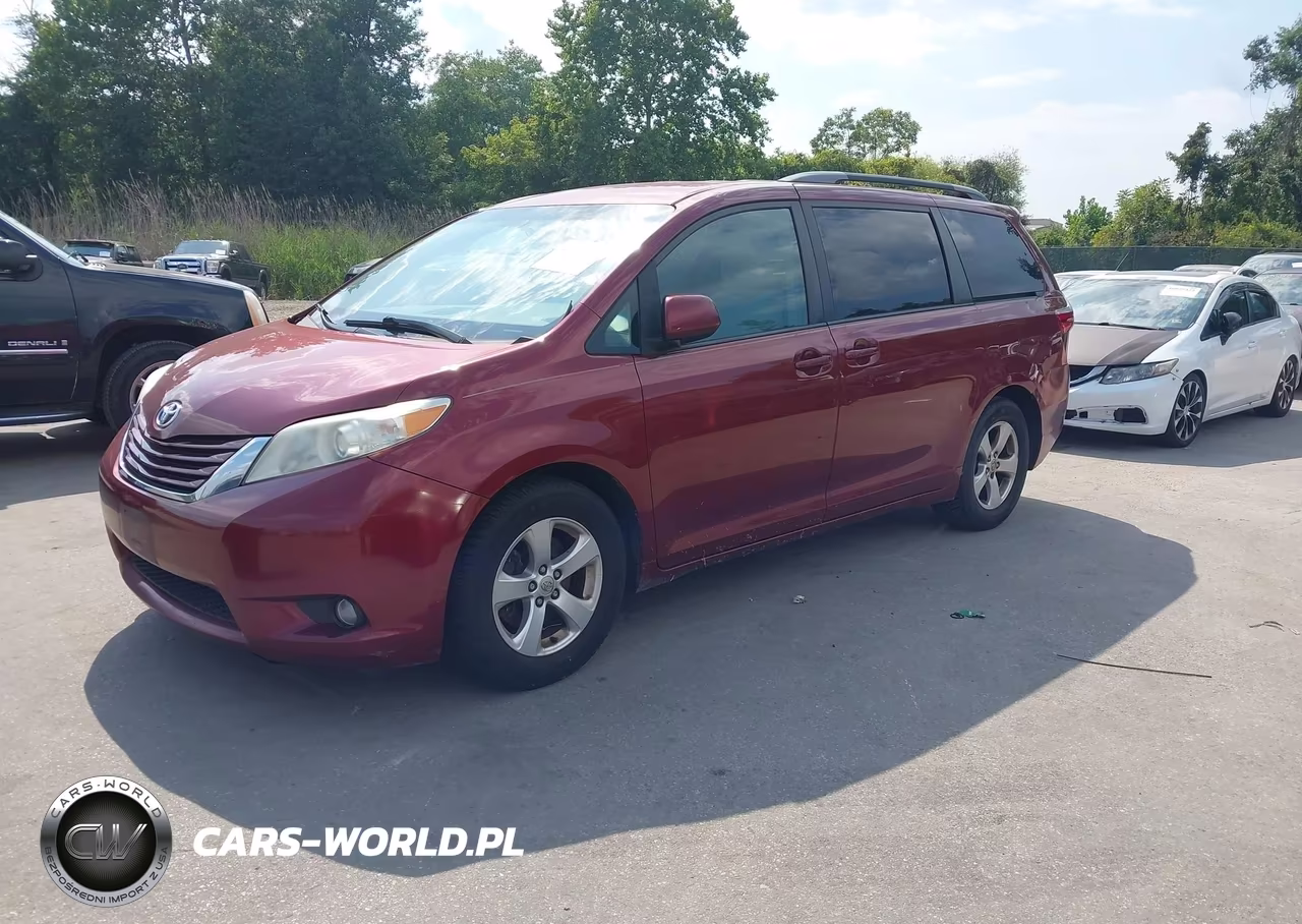 2017 Toyota Sienna Le 8 Passenger VIN:5TDKZ3DC0HS811942 - 2