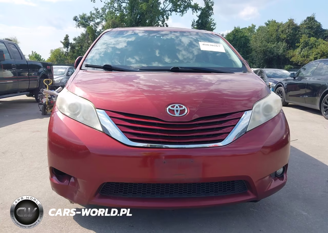 2017 Toyota Sienna Le 8 Passenger VIN:5TDKZ3DC0HS811942 - 6