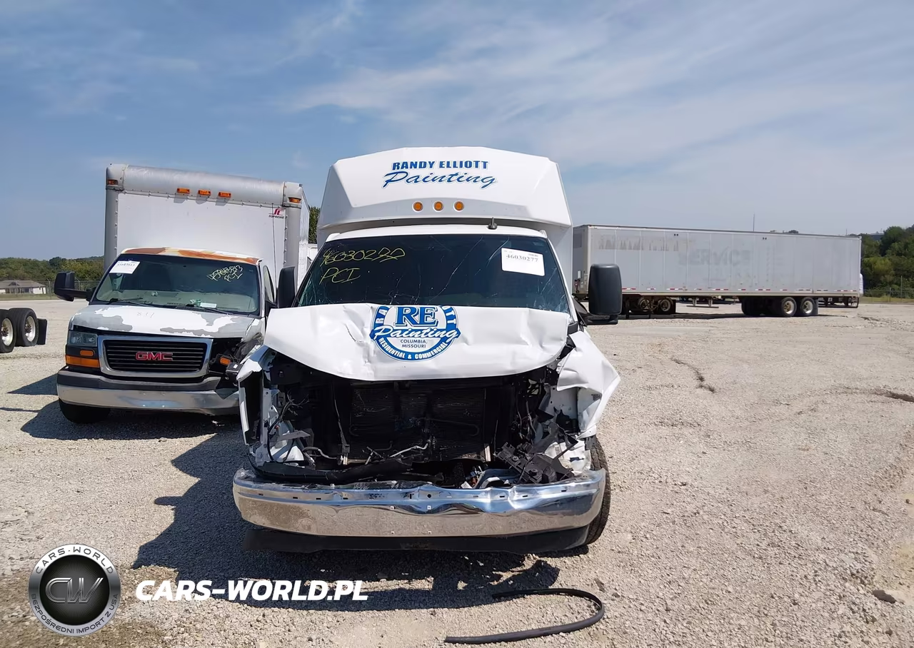 2020 Chevrolet Express Cutaway Work Van VIN:1GB0GRFG3L1227920 - 12