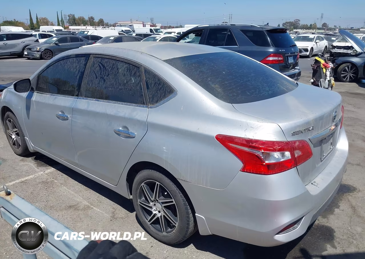 2017 Nissan Sentra S VIN:3N1AB7APXHY336620 - 3