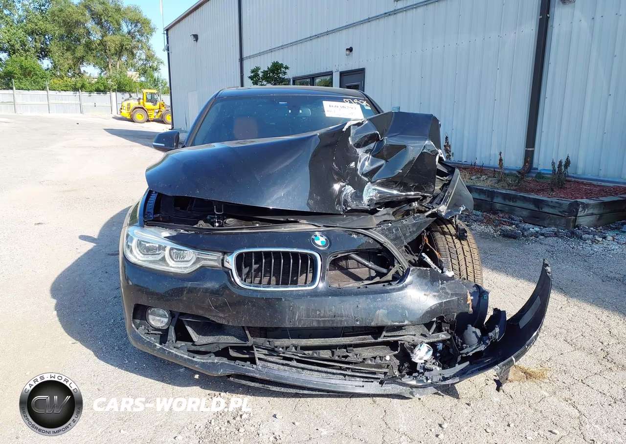 2018 BMW 330I xDrive VIN:WBA8D9C58JA616377 - 12