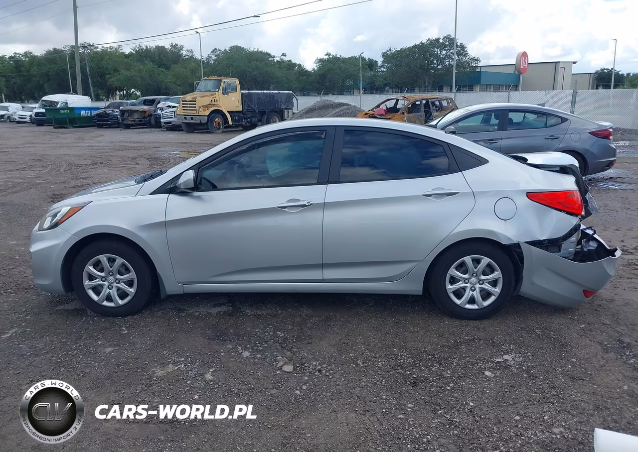 2014 Hyundai Accent Gls VIN:KMHCT4AE4EU756237 - 15