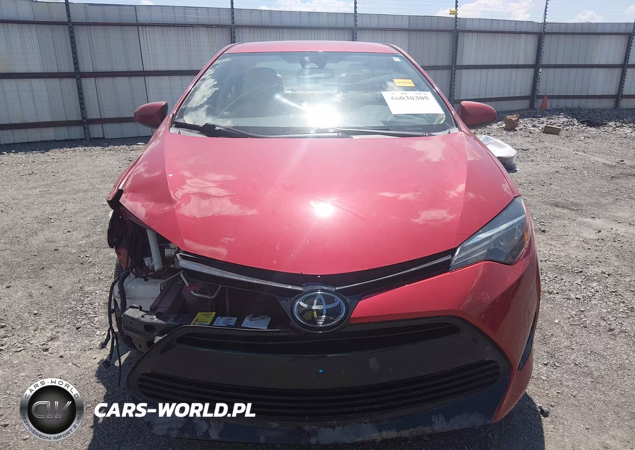 2017 Toyota Corolla Le VIN:5YFBURHE6HP604848 - 12