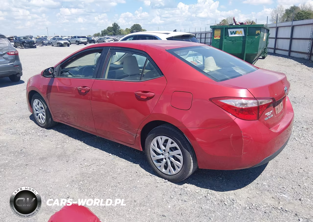 2017 Toyota Corolla Le VIN:5YFBURHE6HP604848 - 3