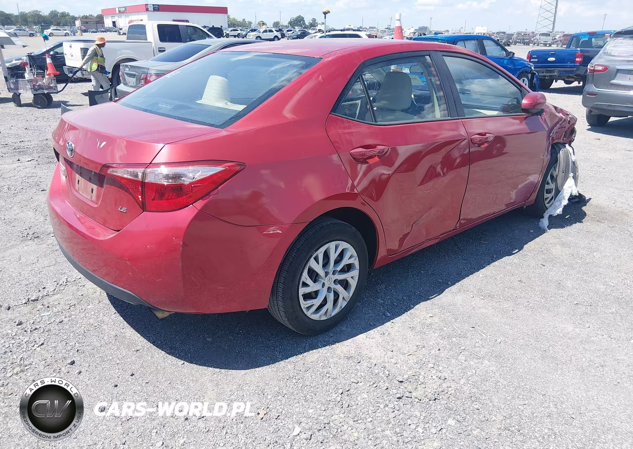 2017 Toyota Corolla Le VIN:5YFBURHE6HP604848 - 4