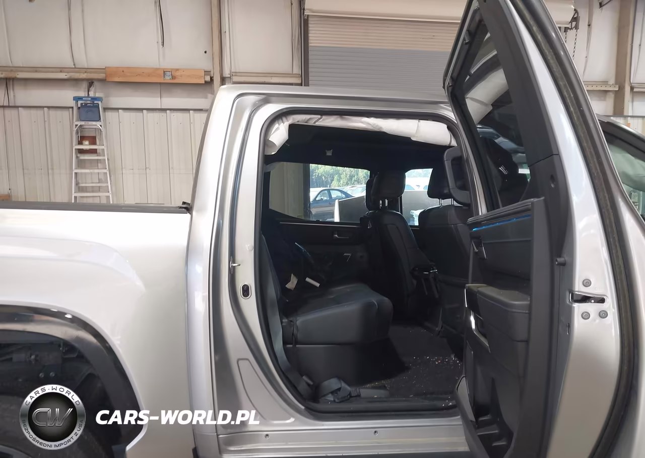 2024 Toyota Tundra Platinum VIN:5TFNA5DB9RX160555 - 8