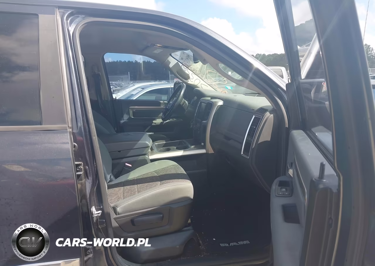 2016 Ram 1500 Big Horn VIN:1C6RR6GT9GS299669 - 5