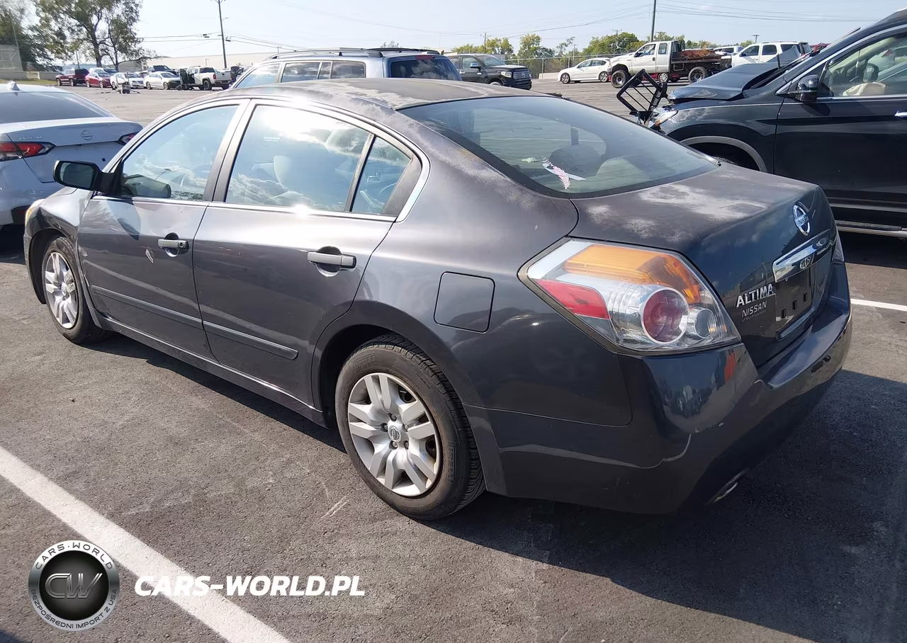 2010 Nissan Altima S VIN:1N4AL2AP1AC177567 - 3