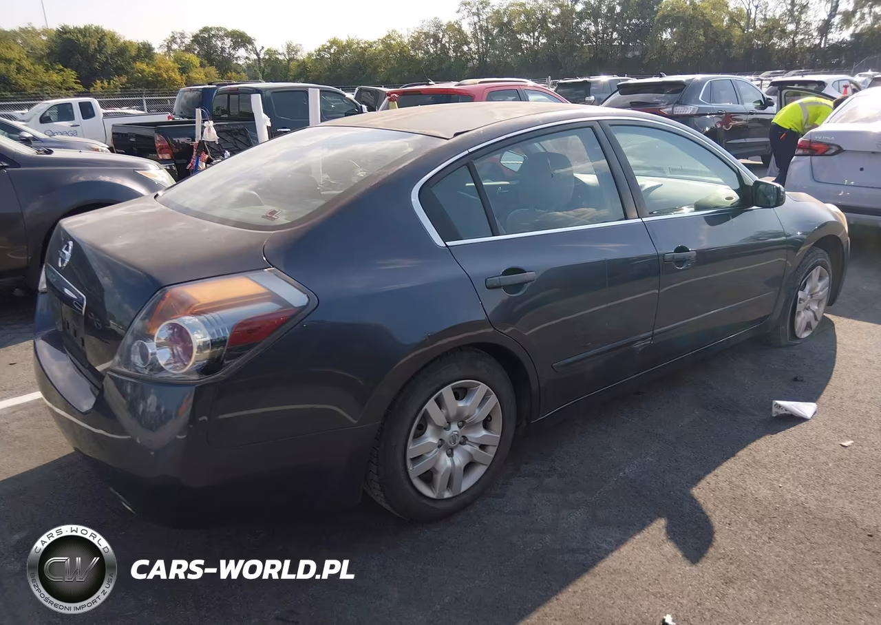 2010 Nissan Altima S VIN:1N4AL2AP1AC177567 - 4