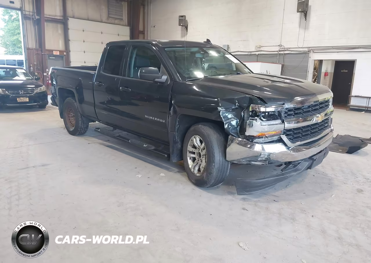 2017 Chevrolet Silverado 1500 Lt VIN:1GCVKREC0HZ365745 - 1
