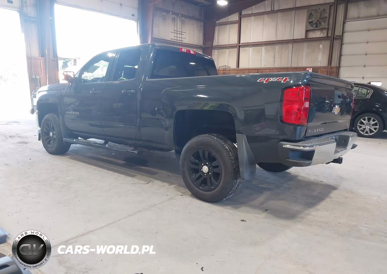 2017 Chevrolet Silverado 1500 Lt VIN:1GCVKREC0HZ365745 - 3