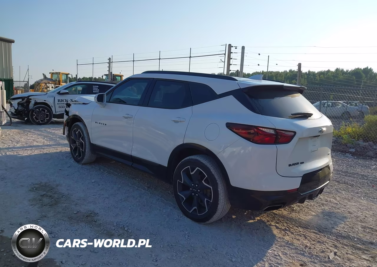 2019 Chevrolet Blazer Rs VIN:3GNKBJRS4KS691419 - 3