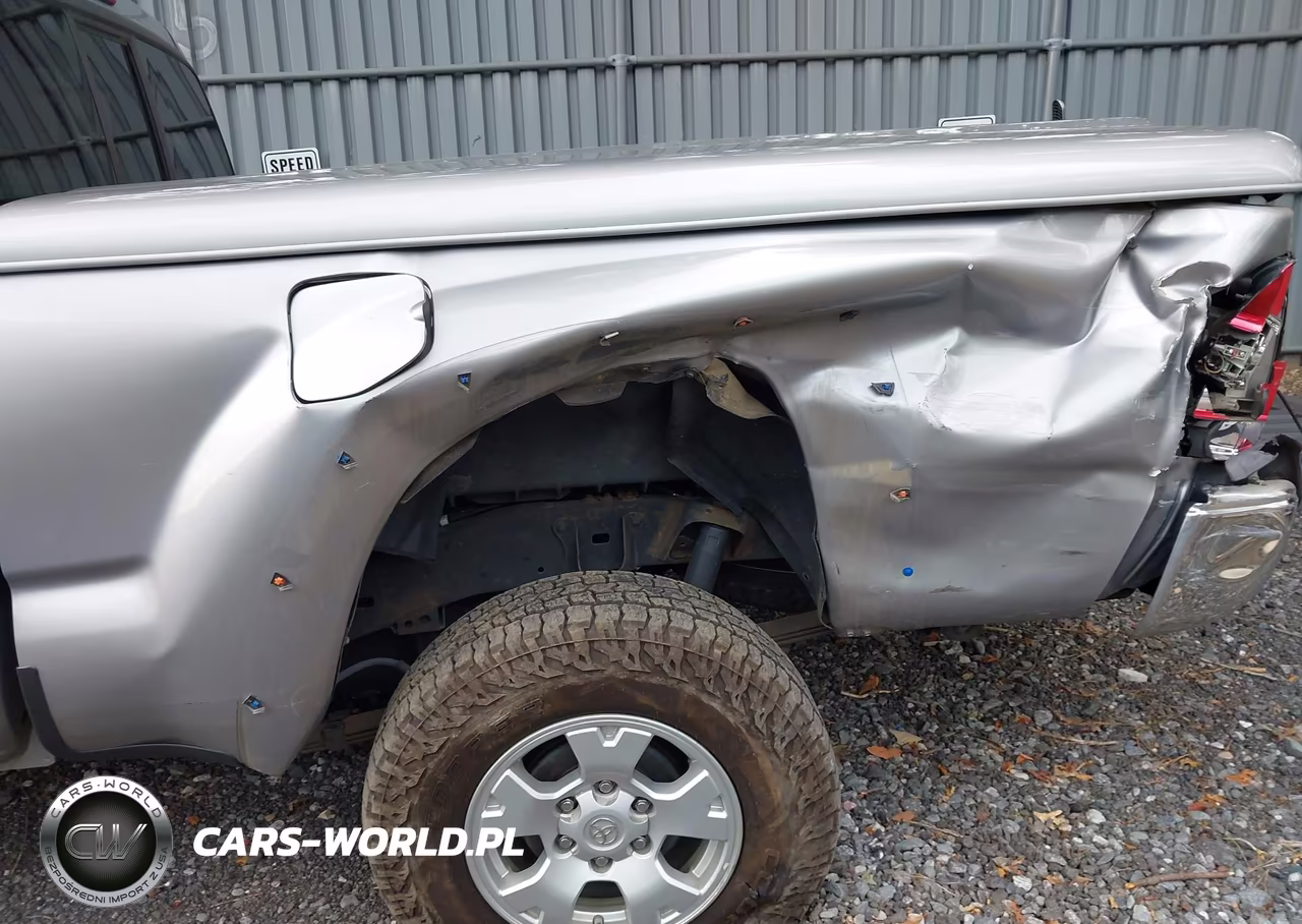 2014 Toyota Tacoma Base V6 VIN:3TMMU4FN5EM066970 - 6