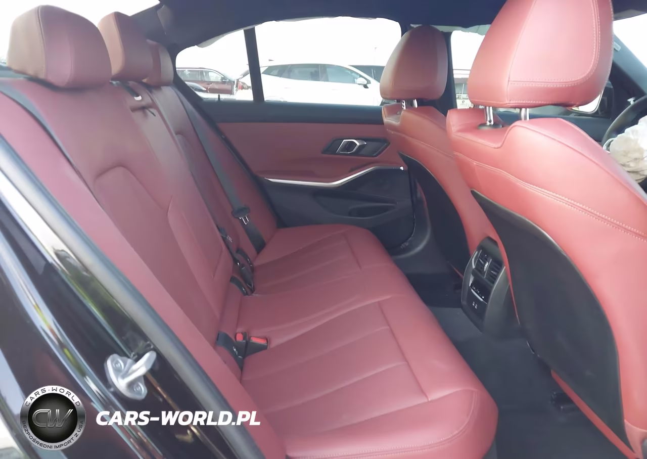2026 BMW 330I VIN:3MW69CW06T8G56672 - 8