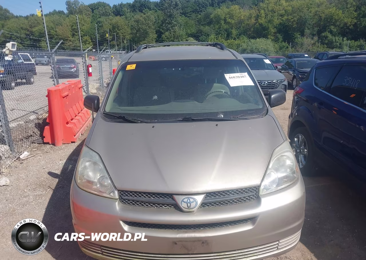 2004 Toyota Sienna Le VIN:5TDZA23C14S031086 - 6