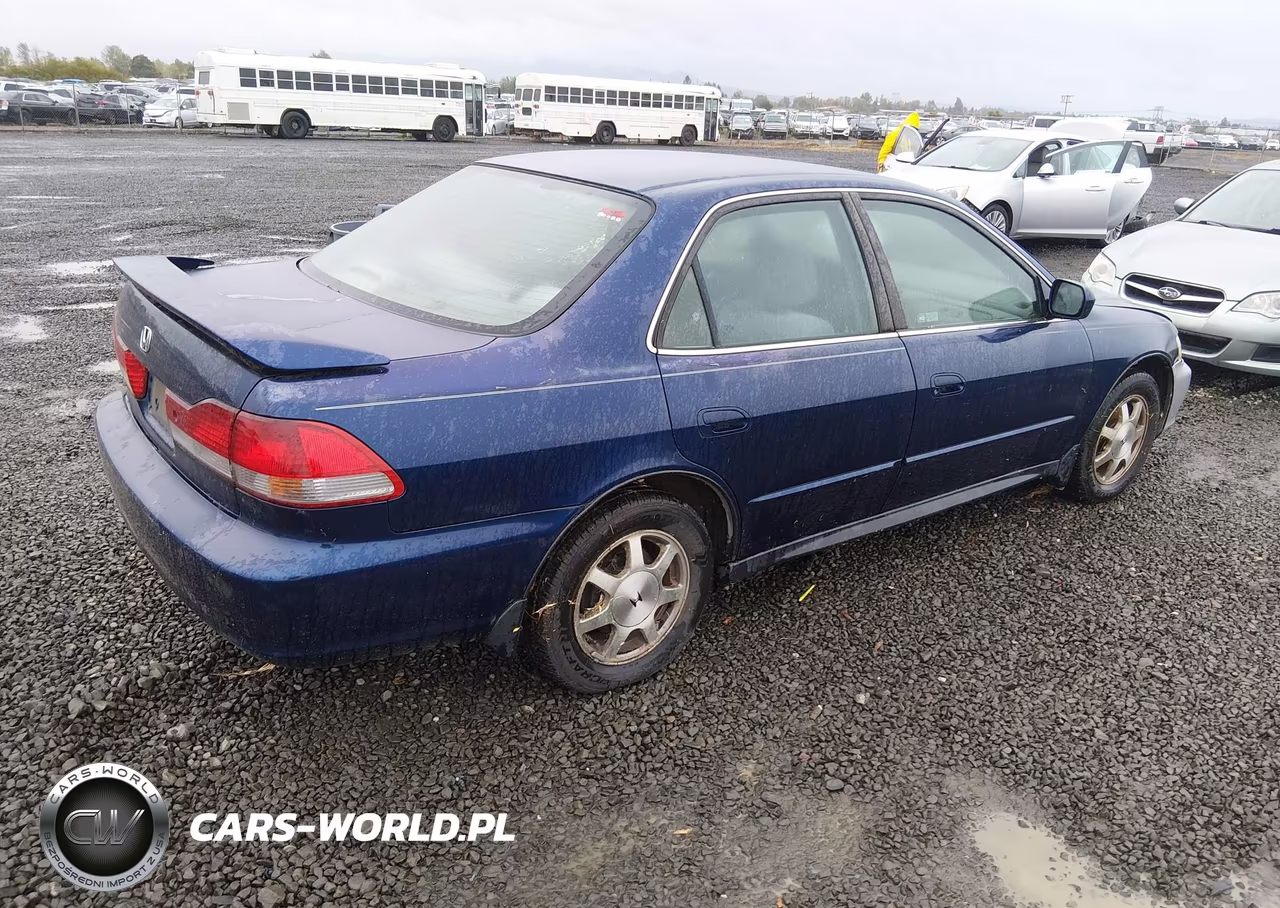 2002 Honda Accord 2.3 Lx VIN:JHMCG56482C013806 - 4