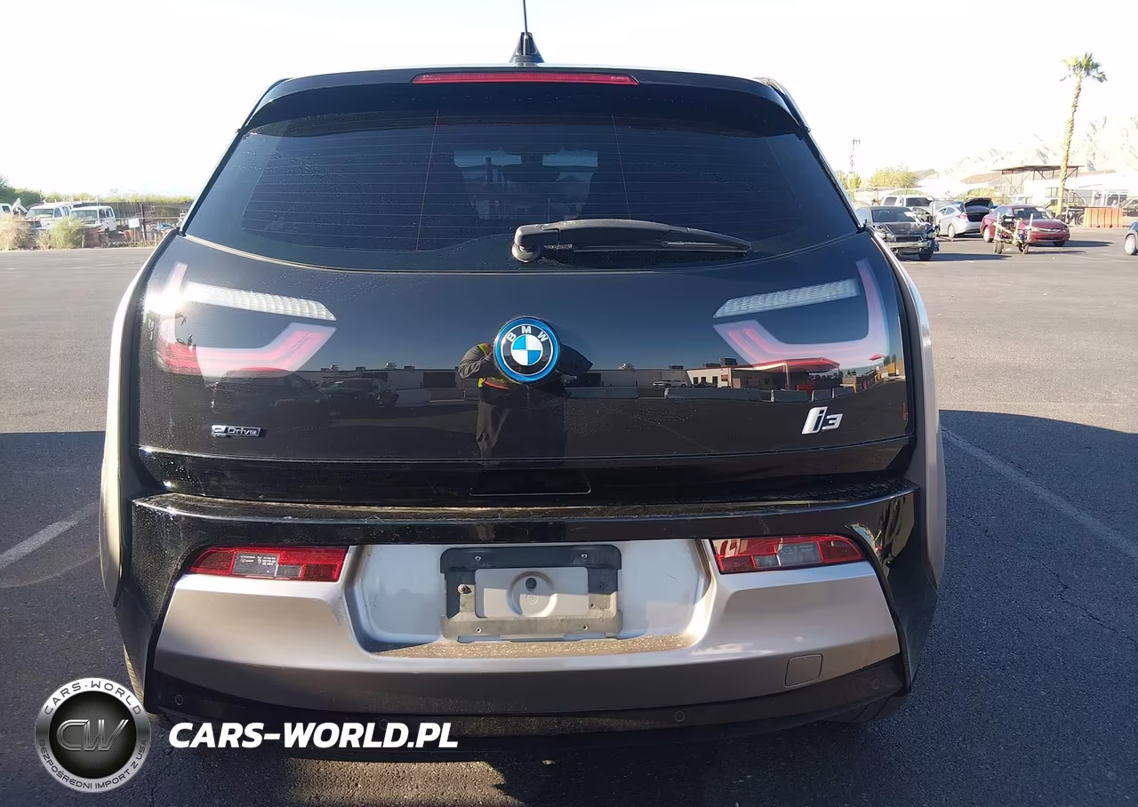 2015 BMW I3 Base W-Range Extender VIN:WBY1Z4C5XFV504526 - 16