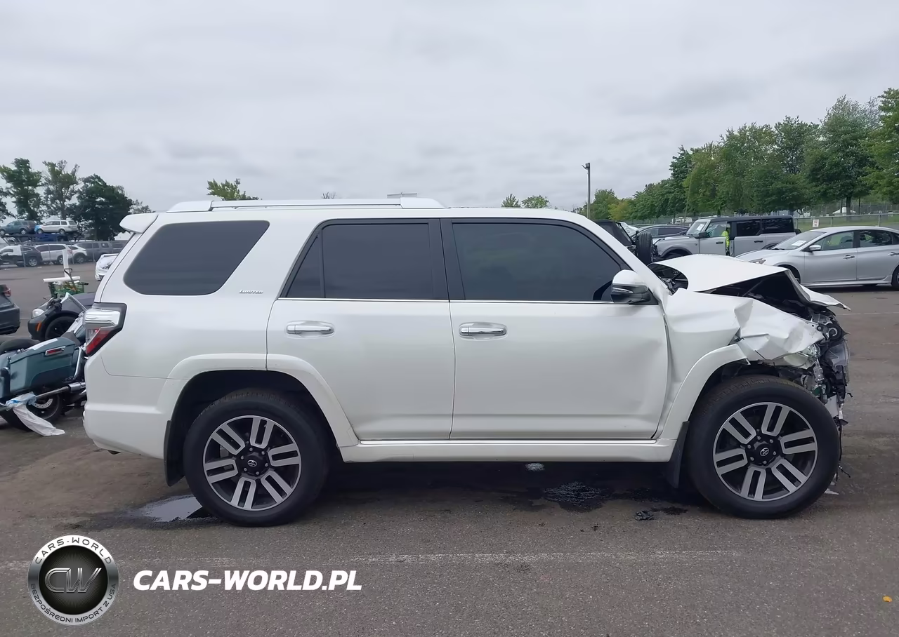 2022 Toyota 4Runner Limited VIN:JTEKU5JR4N6043943 - 13