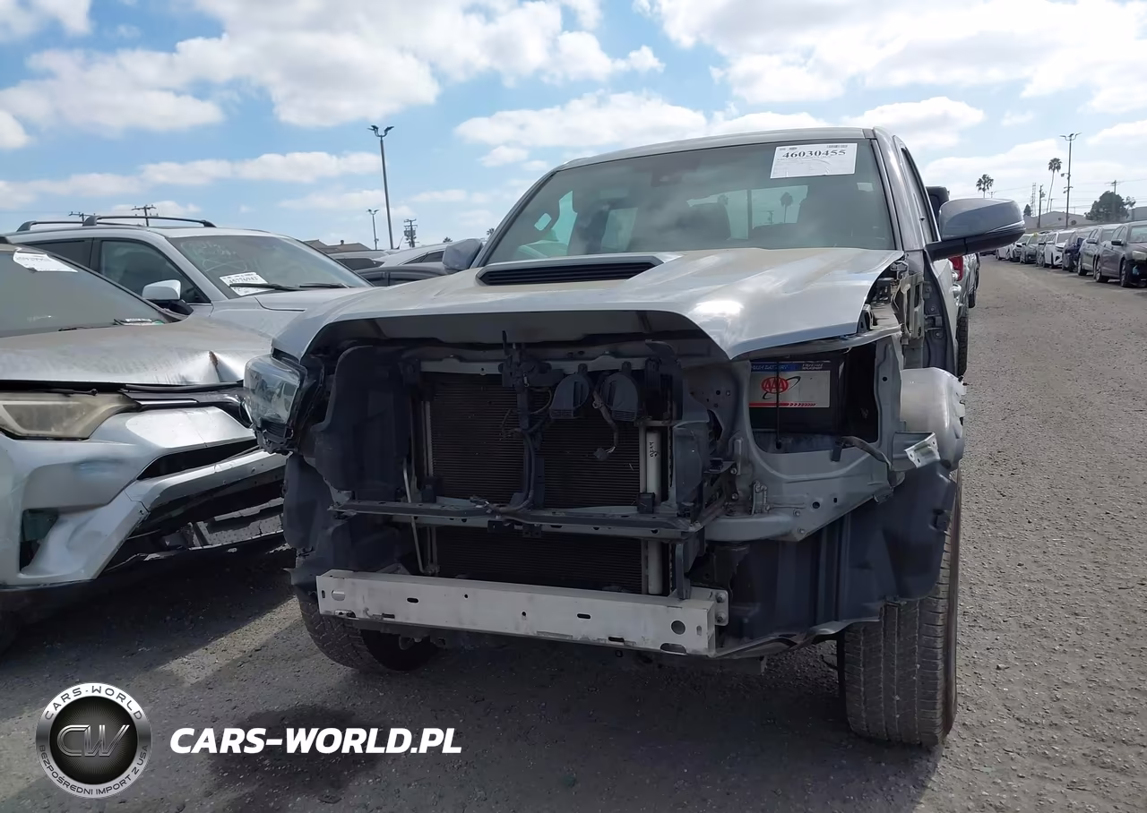 2021 Toyota Tacoma Trd Sport VIN:5TFAZ5CN3MX116188 - 12