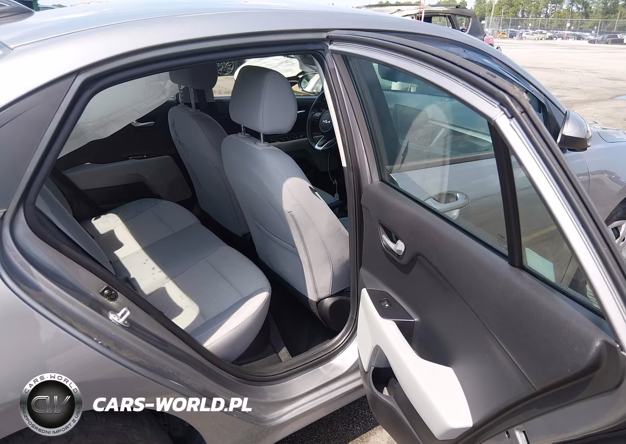 2023 Kia Rio S VIN:3KPA24AD3PE611374 - 8