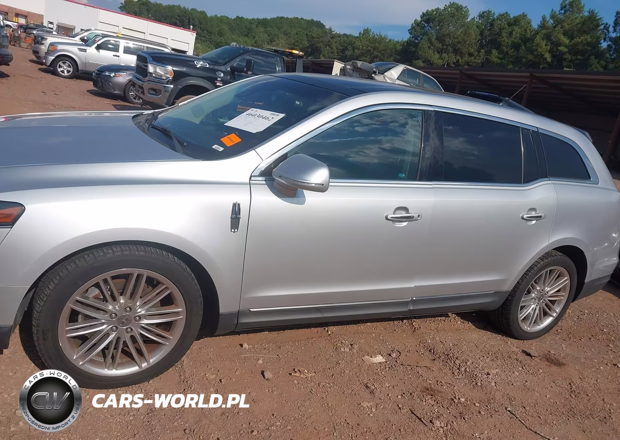 2015 Lincoln Mkt Ecoboost VIN:2LMHJ5AT2FBL00975 - 14