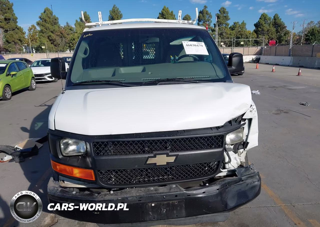 2015 Chevrolet Express 2500 Work Van VIN:1GCWGFCF8F1234592 - 13