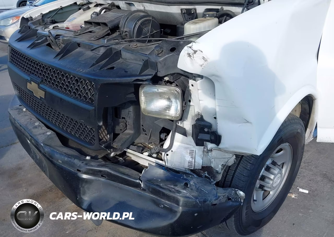 2015 Chevrolet Express 2500 Work Van VIN:1GCWGFCF8F1234592 - 6