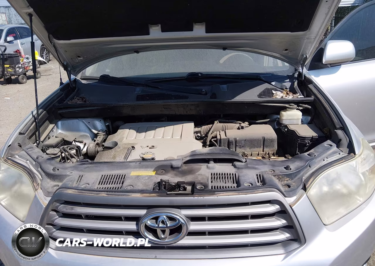 2010 Toyota Highlander Base V6 VIN:5TDZK3EH2AS012490 - 10