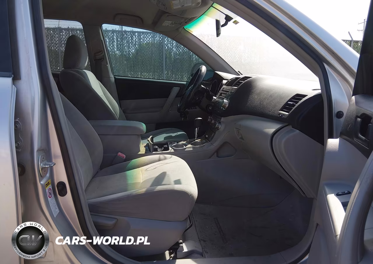 2010 Toyota Highlander Base V6 VIN:5TDZK3EH2AS012490 - 5