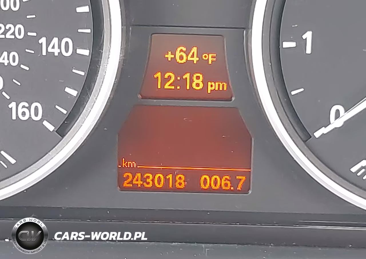 2010 BMW 550I VIN:WBANW5C54ACT34649 - 16