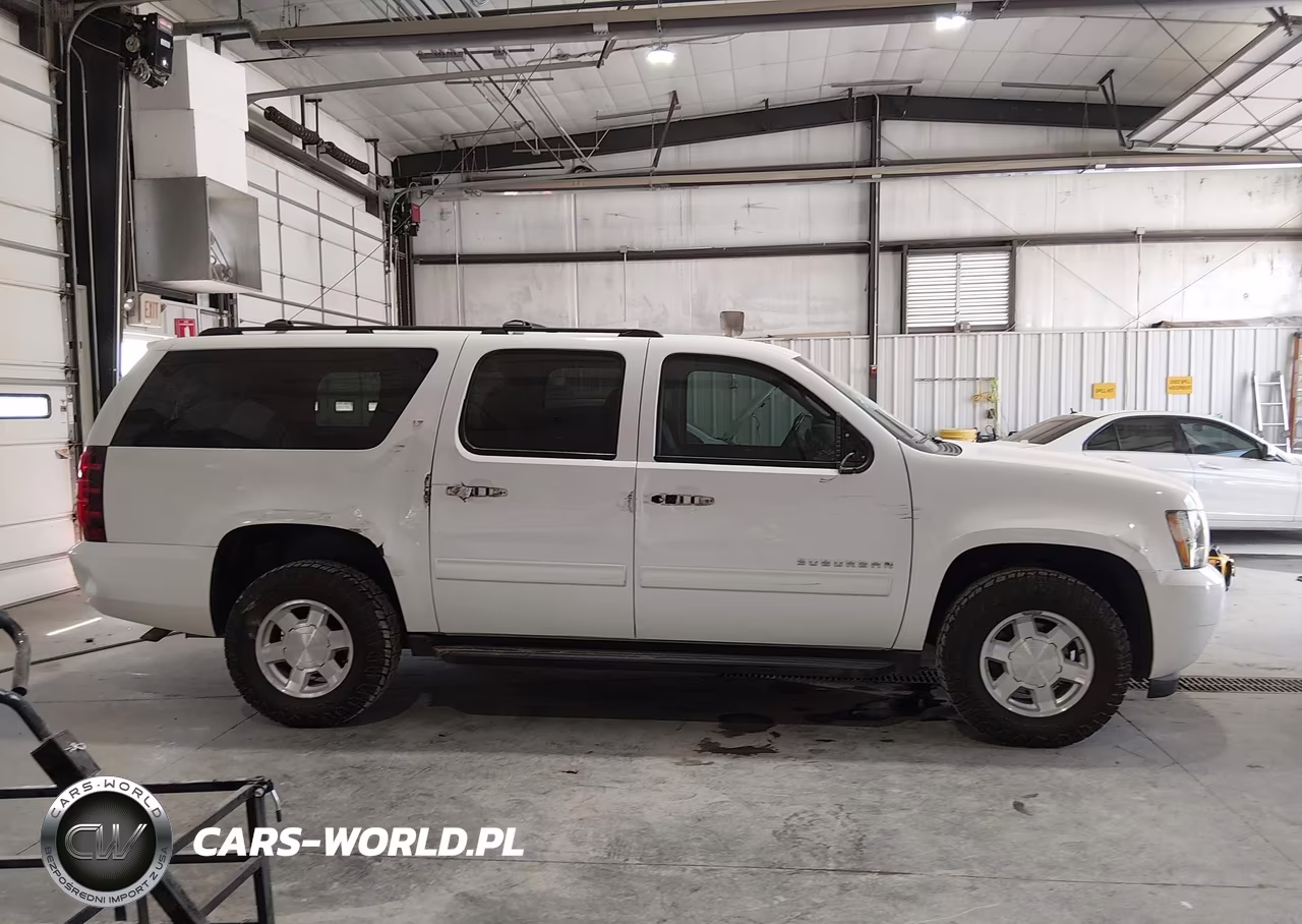 2014 Chevrolet Suburban 1500 Lt VIN:1GNSKJE74ER207029 - 13
