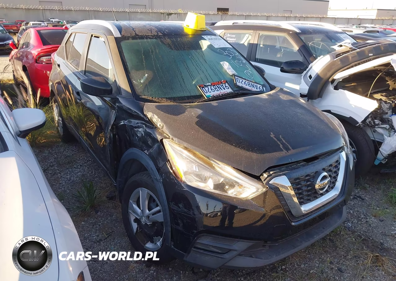 2019 Nissan Kicks S