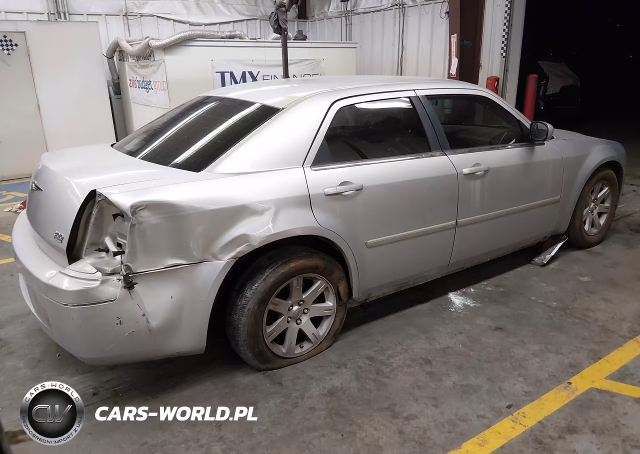 2006 Chrysler 300 Touring VIN:2C3KA53G16H464676 - 4