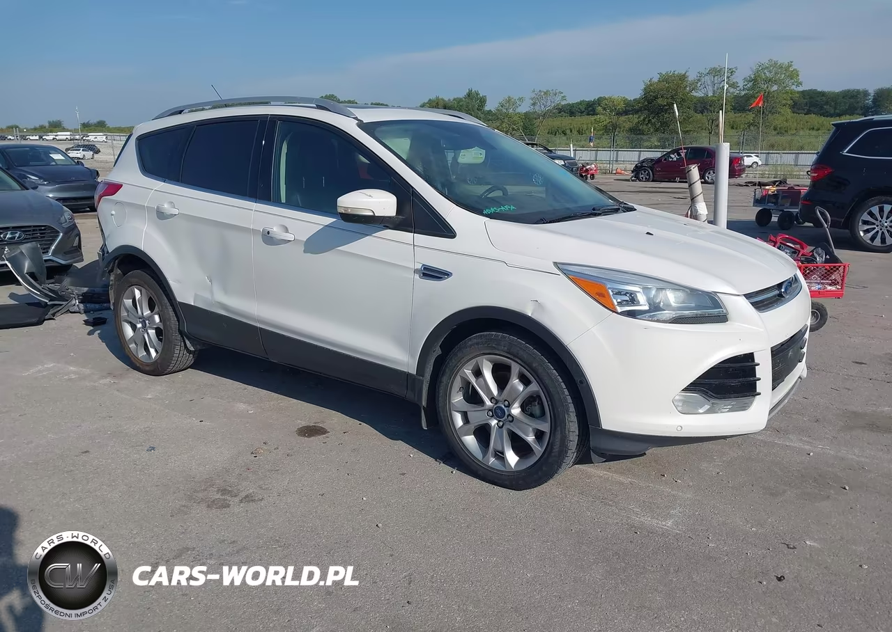 2015 Ford Escape Titanium – zdjęcie 1 z 17