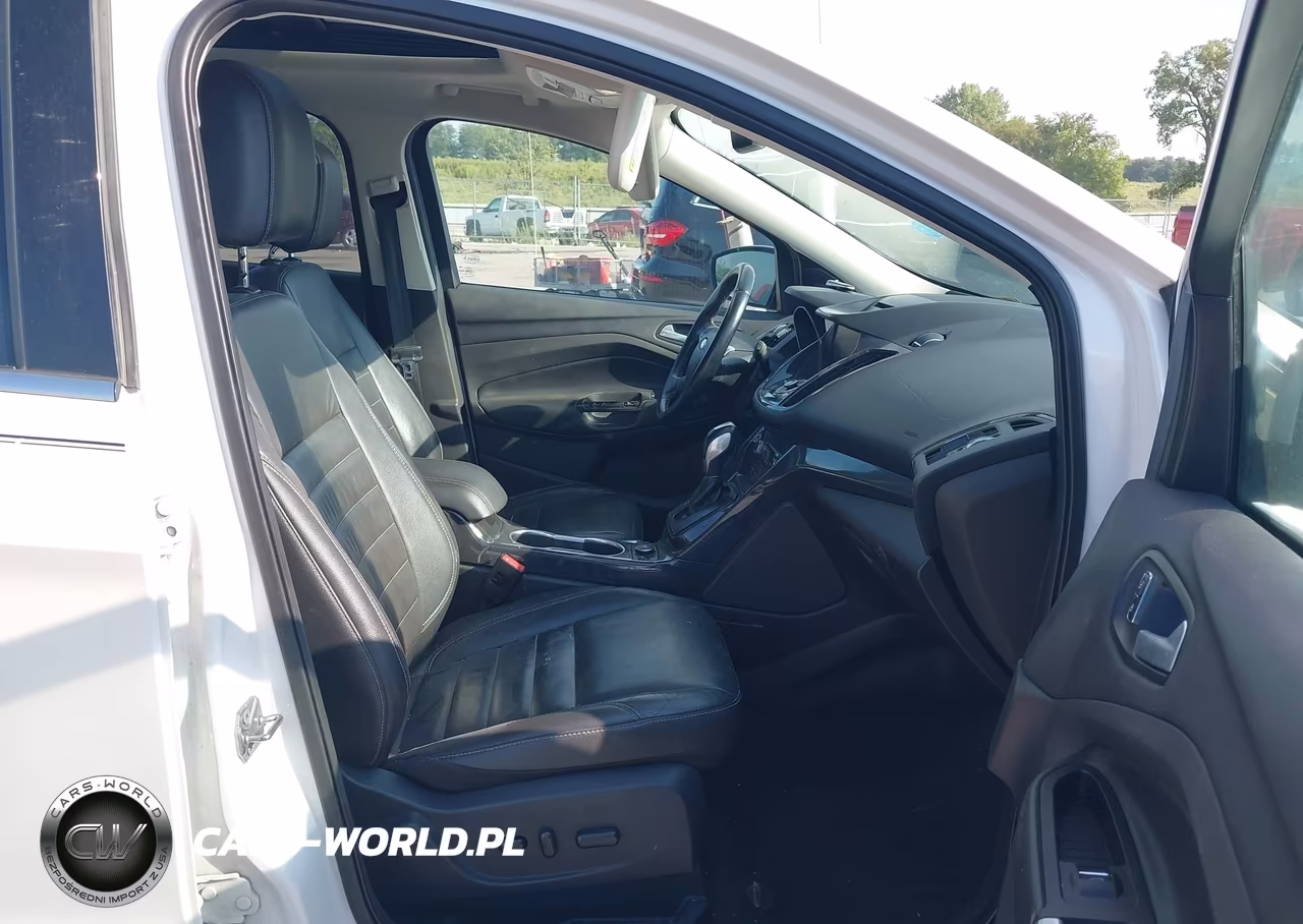 2015 Ford Escape Titanium VIN:1FMCU9J93FUB29902 - 5