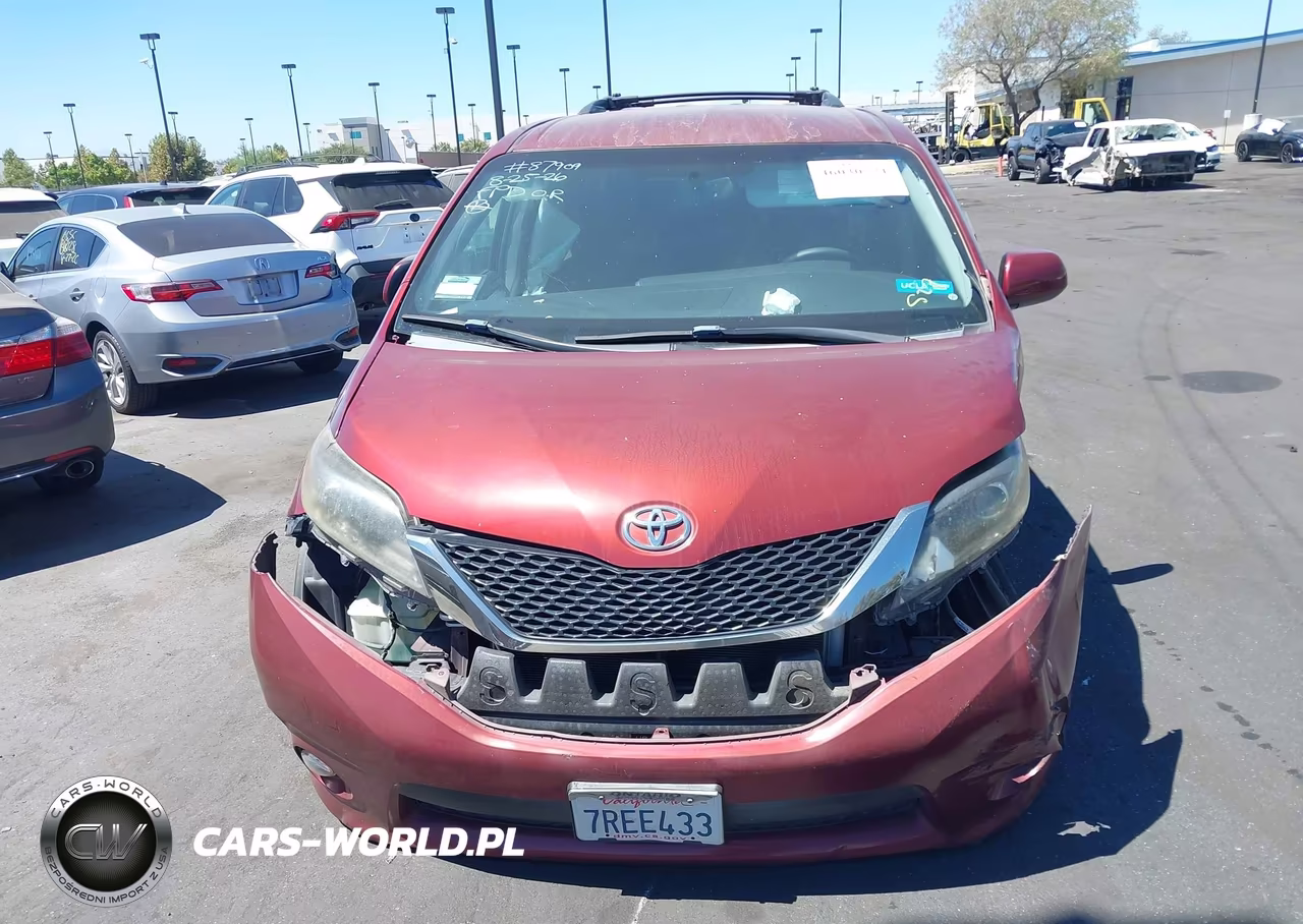 2016 Toyota Sienna Se 8 Passenger VIN:5TDXK3DC3GS706272 - 13