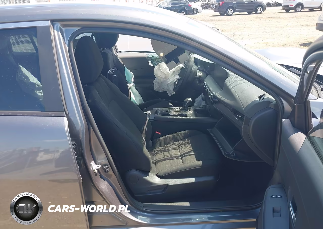 2026 Nissan Sentra S VIN:3N1AB9BV3TY248199 - 5