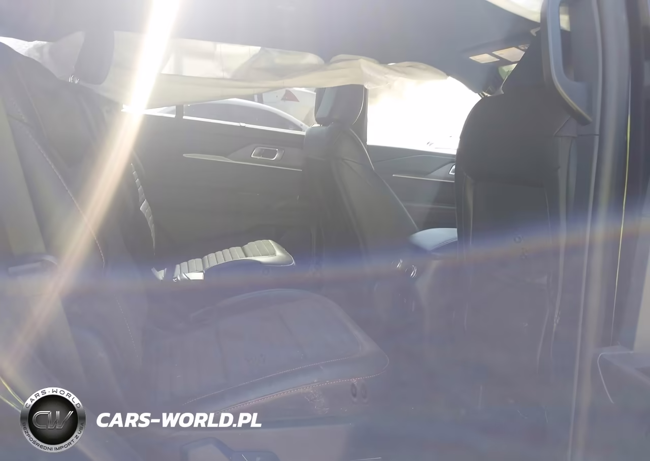 2025 Ford Explorer St-Line VIN:1FMUK7KH2SGA70192 - 8