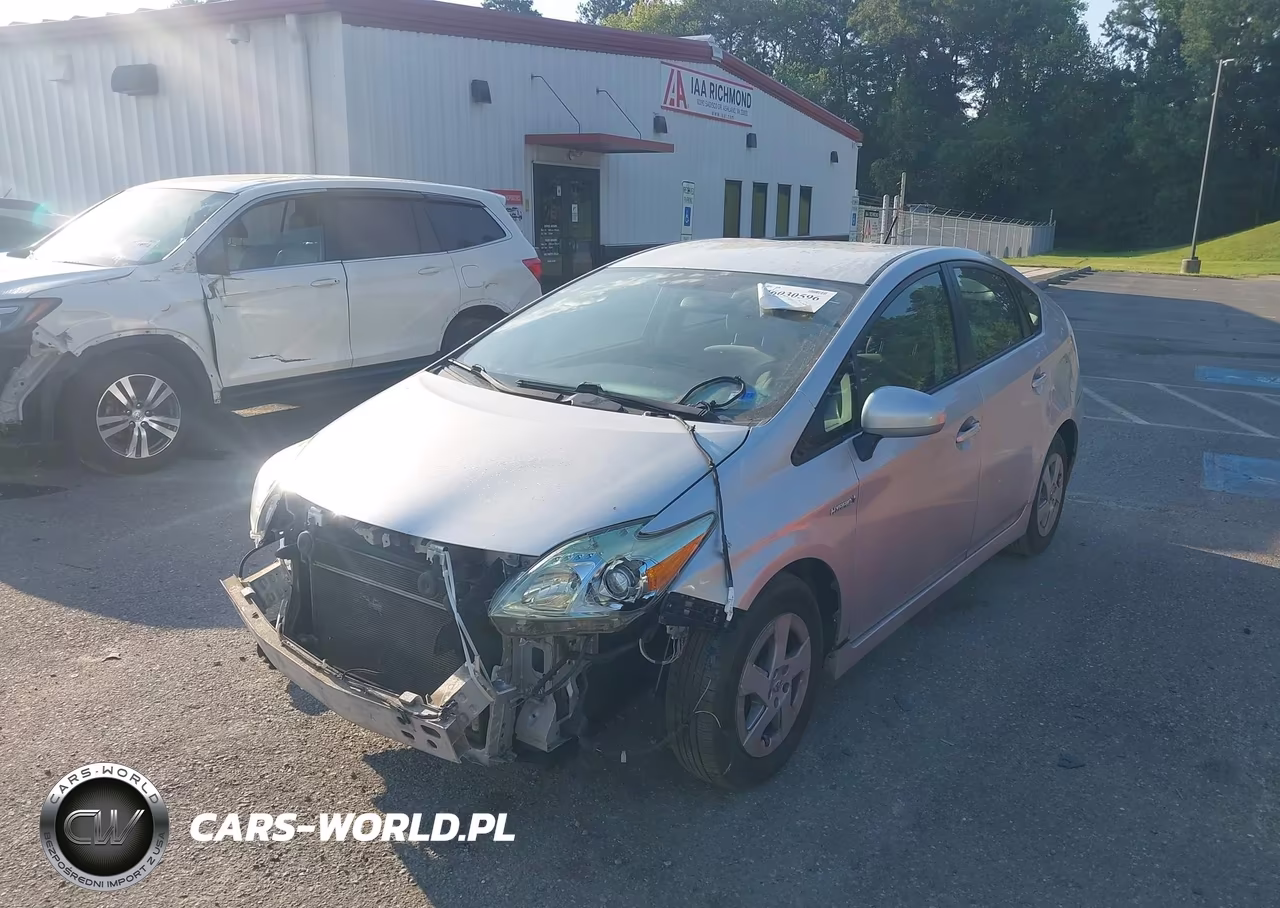 2011 Toyota Prius Three VIN:JTDKN3DU3B0320506 - 6