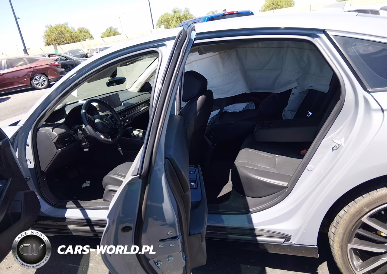 2023 Honda Accord Hybrid Touring VIN:1HGCY2F8XPA032281 - 8