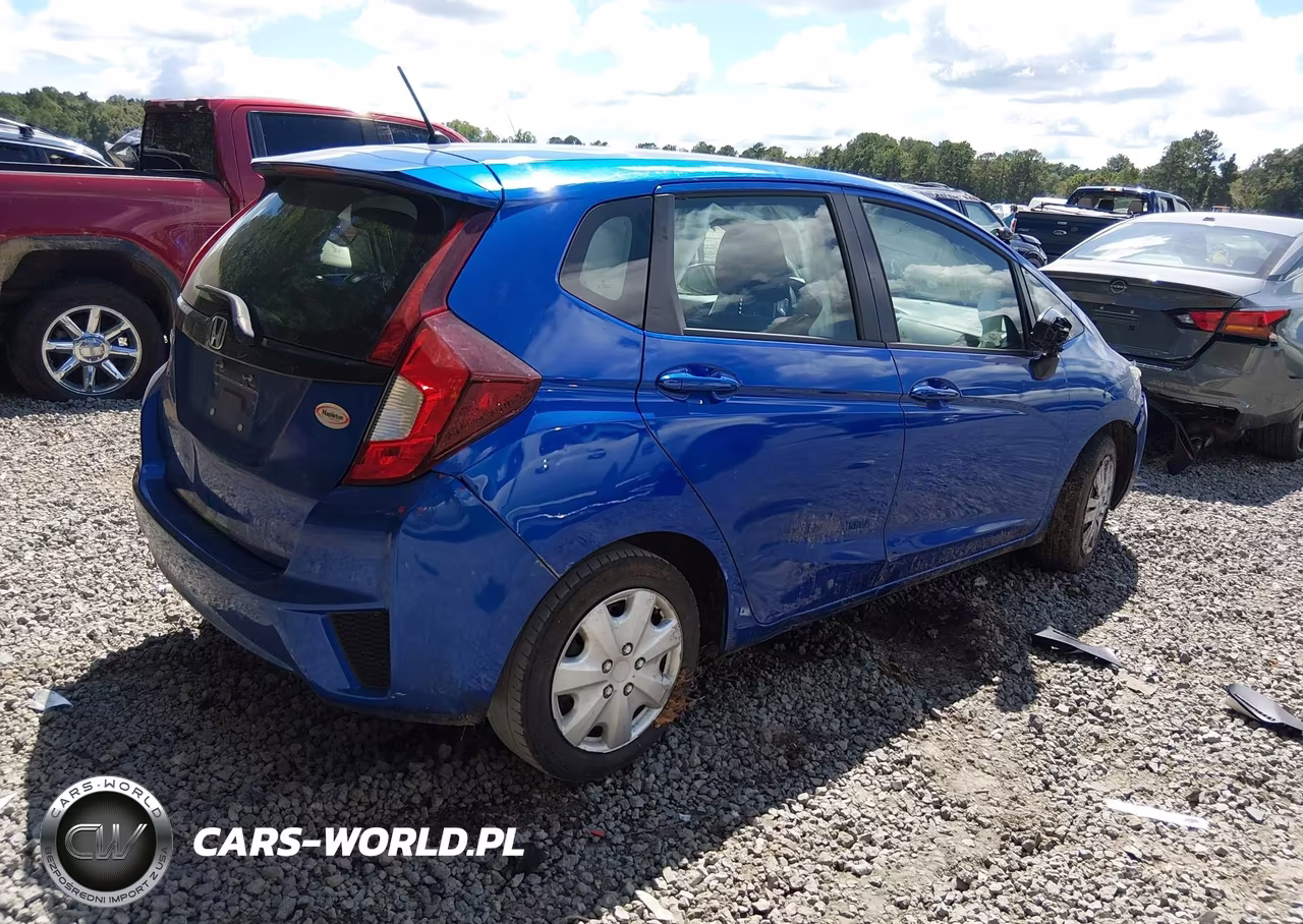 2017 Honda Fit Lx VIN:3HGGK5H52HM713806 - 4