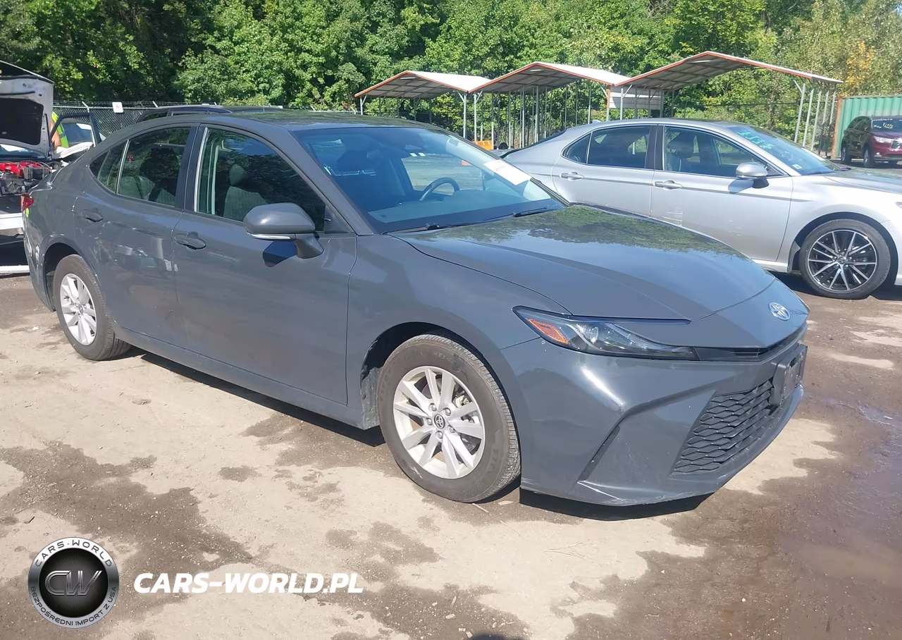 2025 Toyota Camry Le