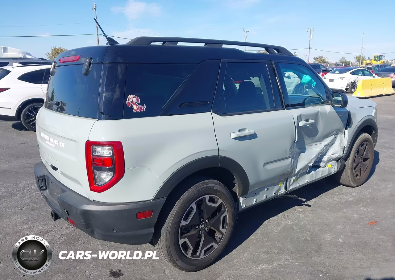 2022 Ford Bronco Sport Outer Banks VIN:3FMCR9C65NRD88790 - 4