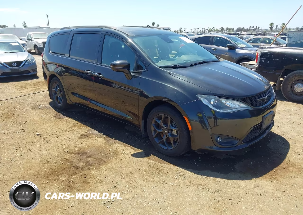 2018 Chrysler Pacifica Limited – zdjęcie 1 z 16