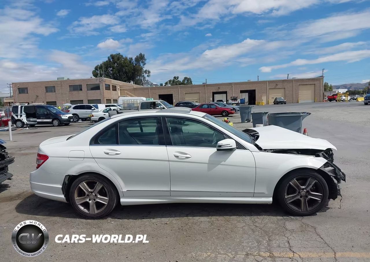 2011 Mercedes-Benz C 300 Luxury-Sport VIN:WDDGF5EB7BA425089 - 14