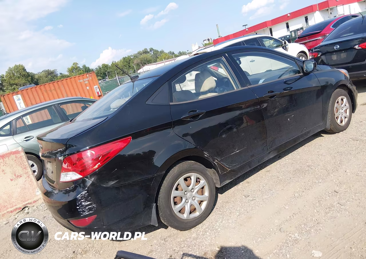 2012 Hyundai Accent Gls VIN:KMHCT4AE6CU204896 - 4